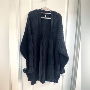 FREE PEOPLE 🖤 cardy